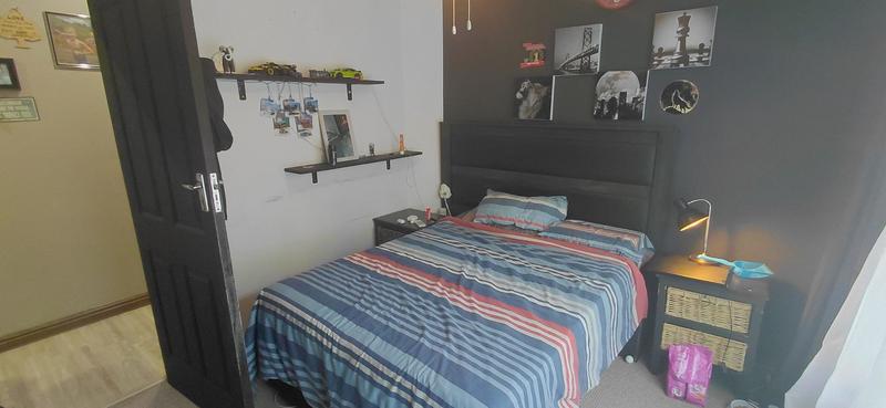 4 Bedroom Property for Sale in Pellissier Free State